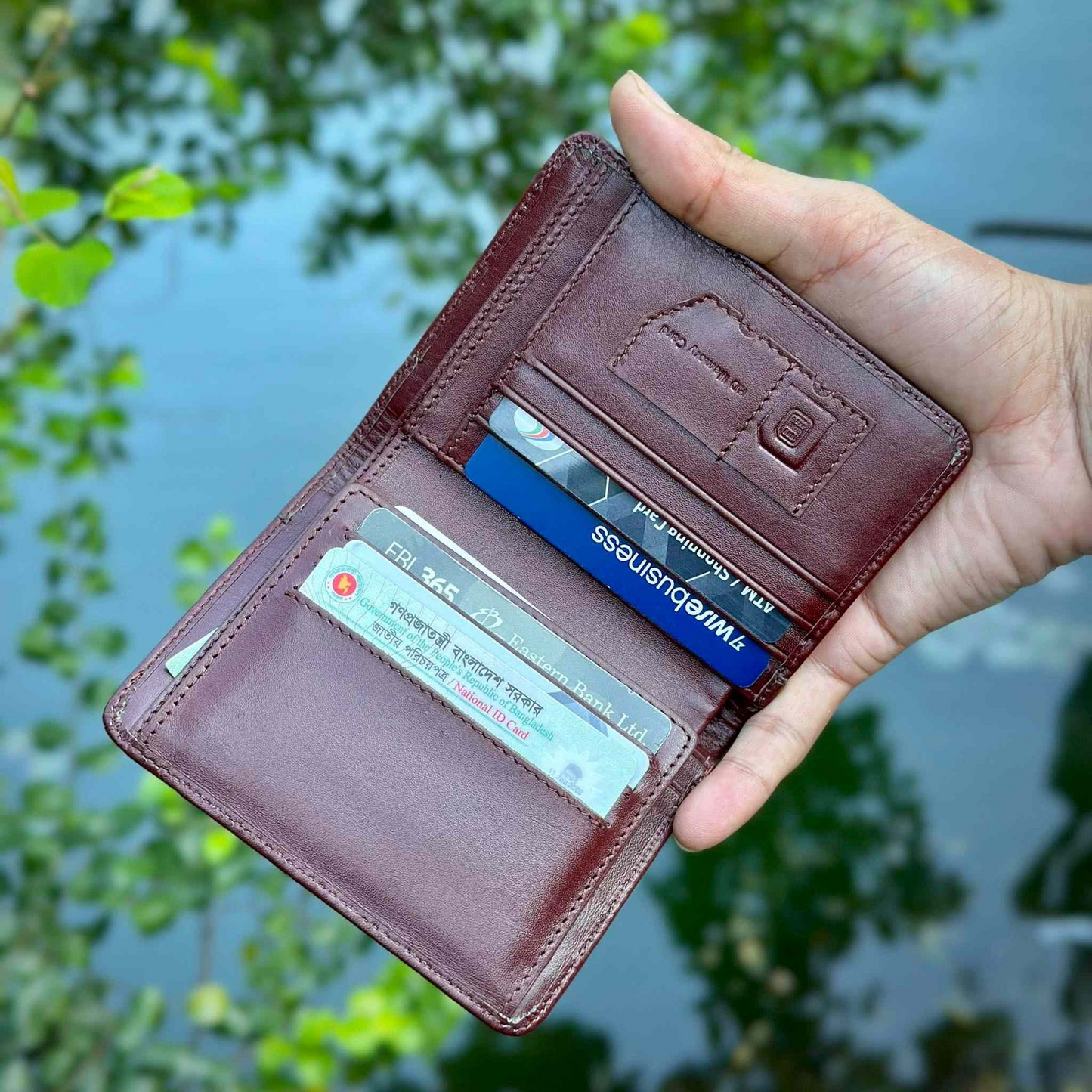 BIFOLD LEATHER WALLET (AGUN)